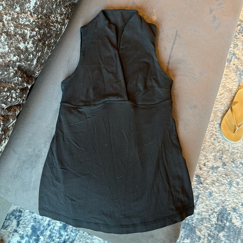 Vintage Lululemon tunic top. Size 6.